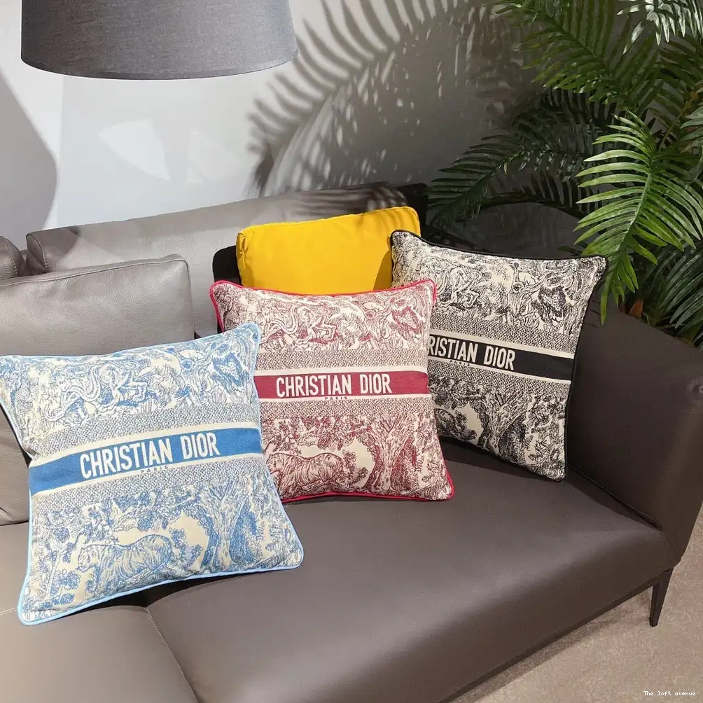 2.0 THROW PILLOW CHRISTIAN 0527